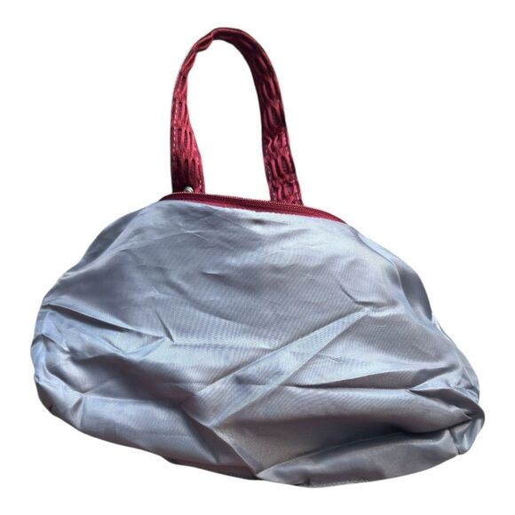 NWOT Maroon and Gray Women's Shoulder Bag with Embroidered Virginia Tech Logo - Picture 5 of 9